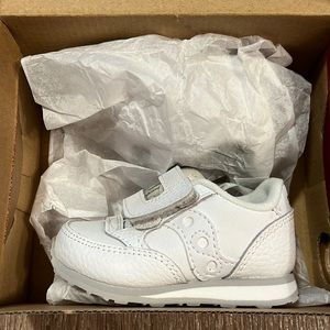Saucony baby walker shoes, US size 4